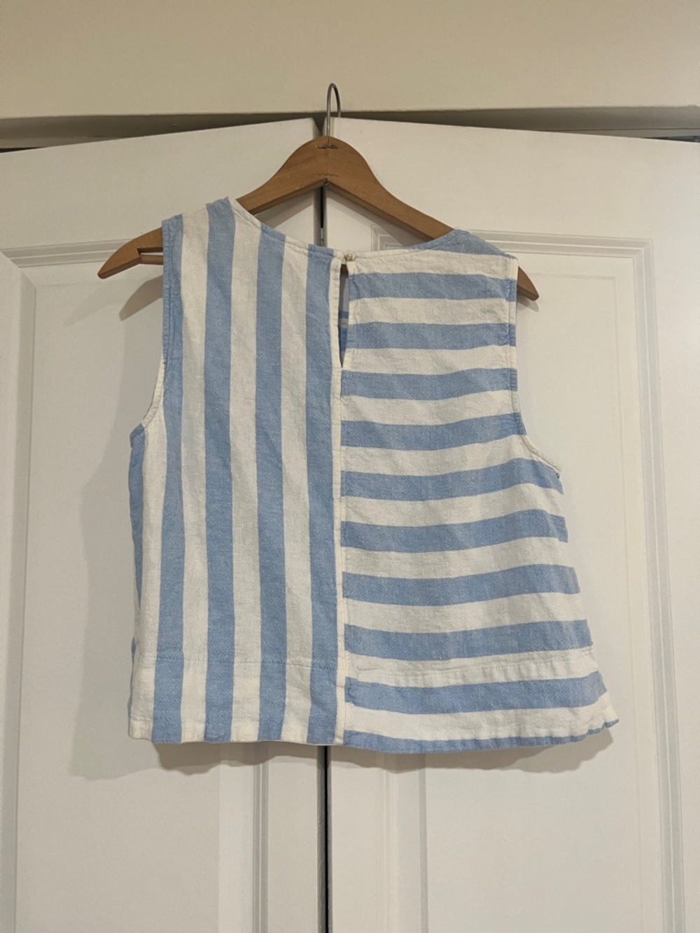 LC Lauren Conrad Blue & White Striped Sleeveless Tank - Picture 2 of 6